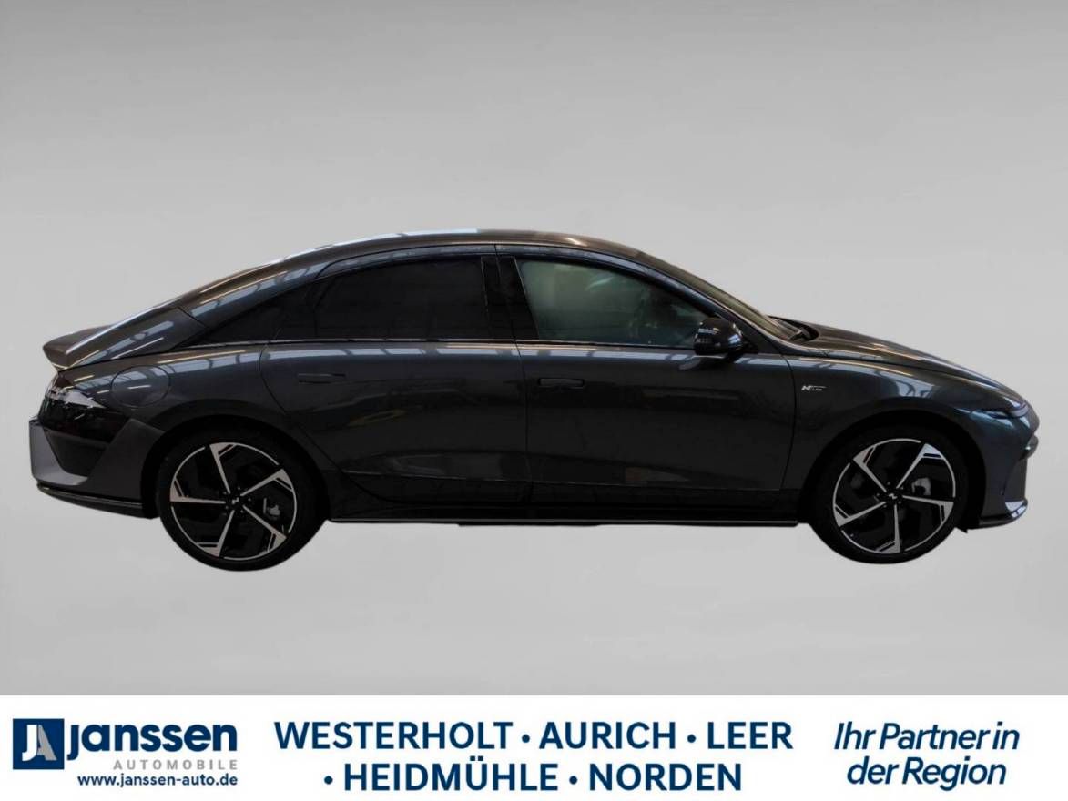 Fahrzeugabbildung Hyundai IONIQ 6 Elektro 84 kWh N Lin/Automatik/Rückfahrk