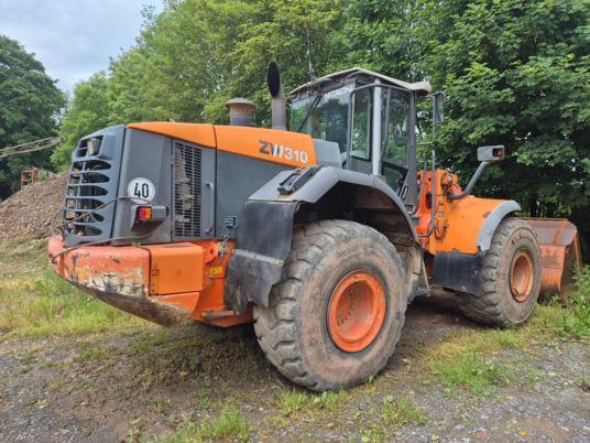 Hitachi ZW310