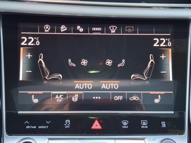 Q8 55 TSFI QUATTRO AZV+HD MATRIX+CARBON+PANO+AIR