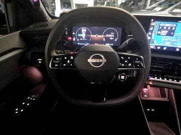 Nissan Micra Evolve 52 kWh (150PS)