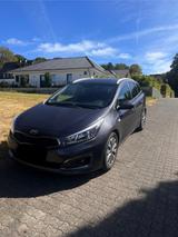 Kia cee'd Sportswagon 1.6 CRDi Spirit Sportswago... - Kia cee'd Sportswagon von privat