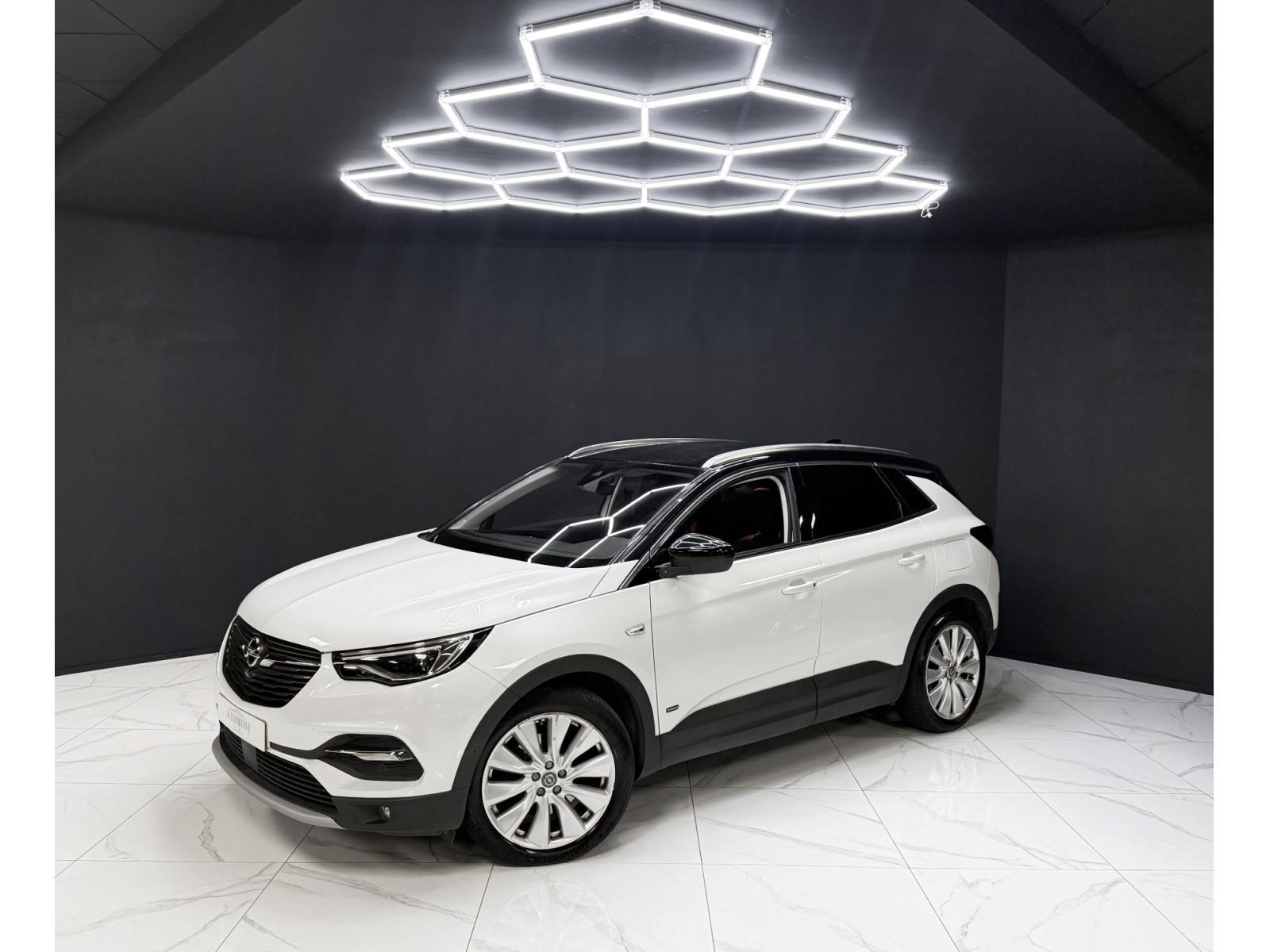 Opel Grandland X Hybrid4 300 Ultimate