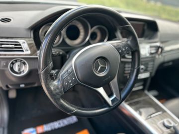 MYAUTOCENTER – Gebraucht- und Jahreswagen mit Werkstattservice in Pfaffenhofen Mercedes-Benz E 350d T Avantgarde 4-Matic *NAVI*AHK*LED*SHZ*