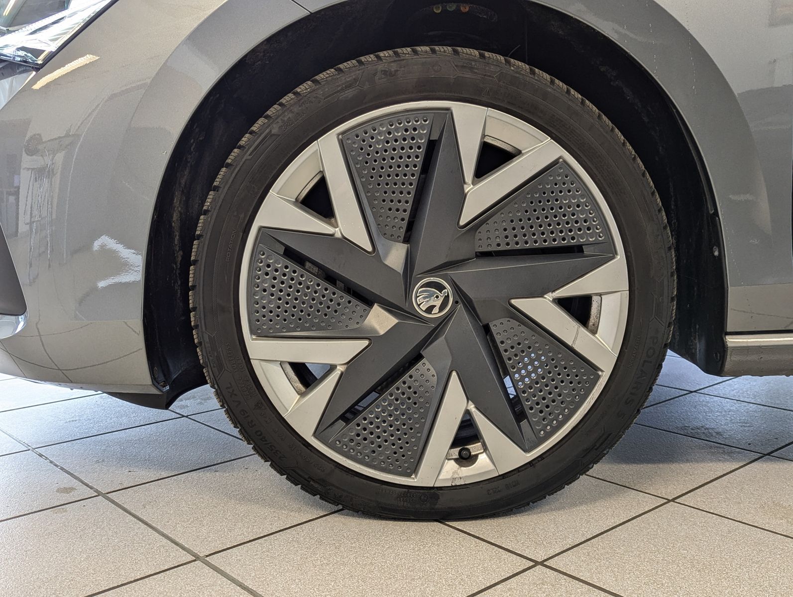 Fahrzeugabbildung SKODA Superb 2.0TDI DSG 4x4 Pano Matrix ACC AHK 5J Gar
