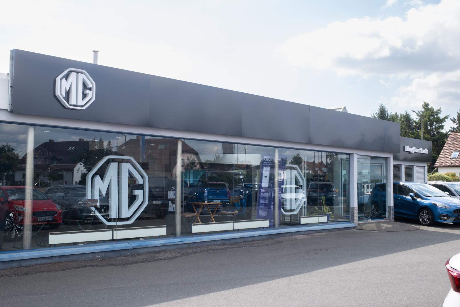 showroom-image-main