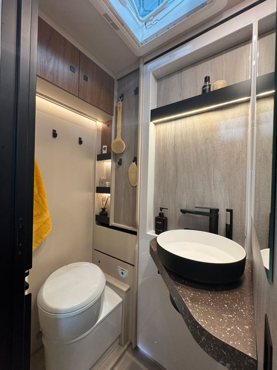 Fahrzeugabbildung Bürstner Signature SFT 7.1 NEUHEIT MODELL 2026!