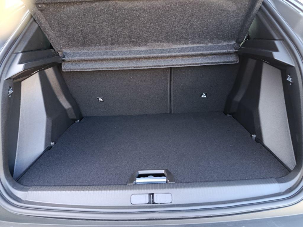 Peugeot 2008 Hybrid 145 e-DSC Allure (U)
