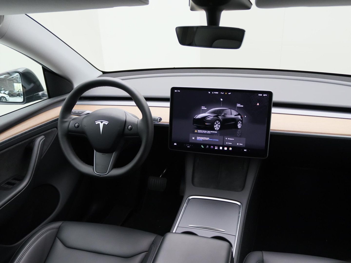 Tesla Model Y Long Range AWD 75kWh 351pk 93.7% SoH [ A imagem 2