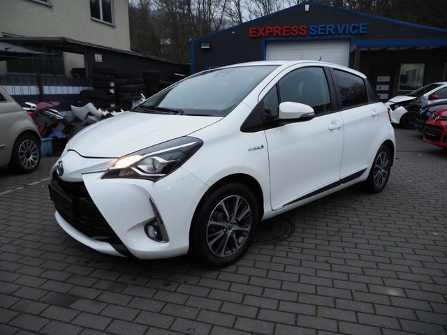 Toyota Yaris Hybrid Y20 Club Kamera