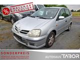 Nissan Almera Tino 1.8 - Nissan Almera Tino mit Benzin-Antrieb: Kleinbus