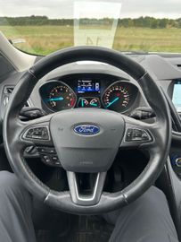 Ford Kuga - 11