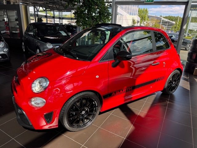 Fahrzeugabbildung Abarth 595C  Esseesse Estetico BEATS AKRAPOVIC