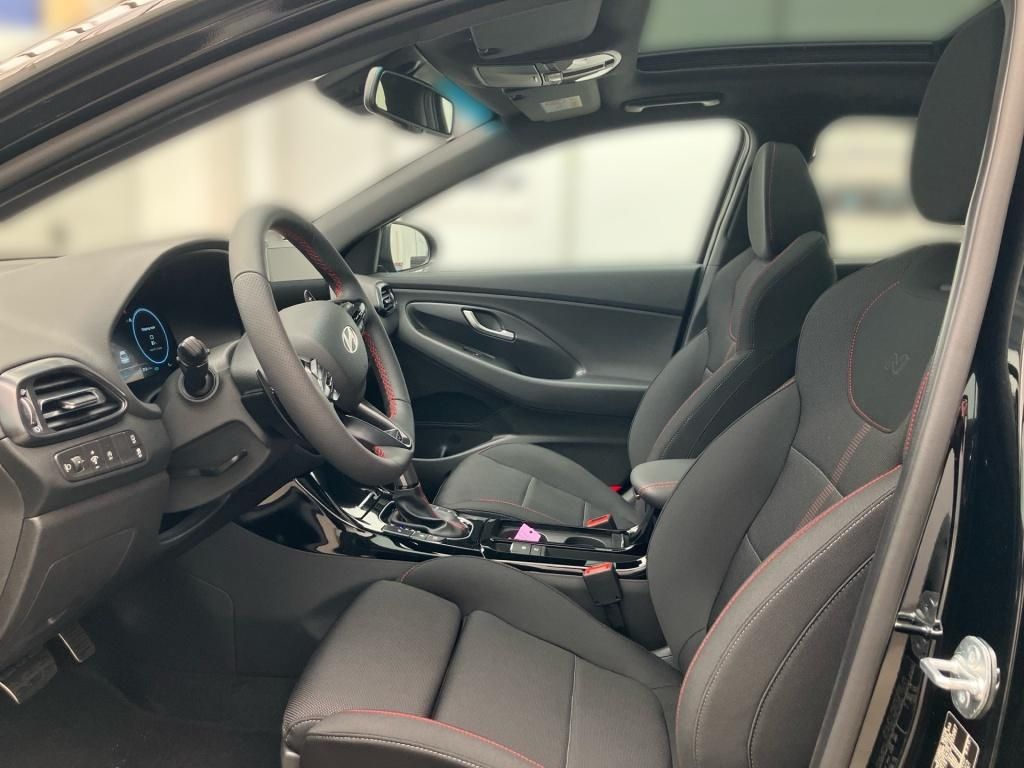 Fahrzeugabbildung Hyundai i30 1,5 T-GDi N-LINE 7-DCT Pano 2xKlima Navi
