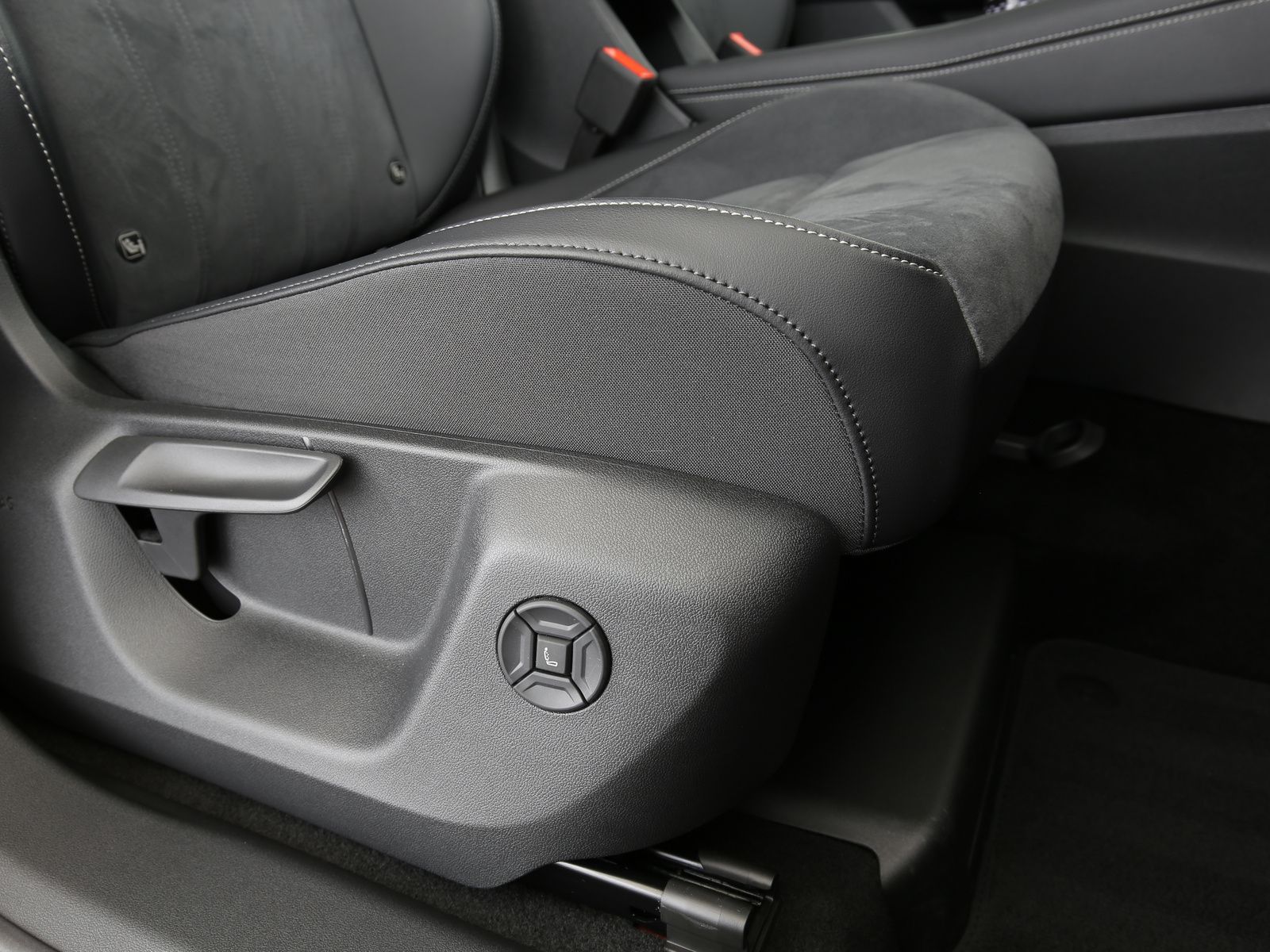 Volkswagen Tiguan - Bild 21