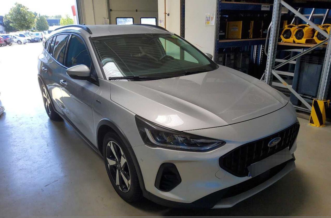 Fahrzeugabbildung Ford Focus T 1.5d AT8  LED/NAVI/SHZ/DAB/RFK/AHK/8Fa