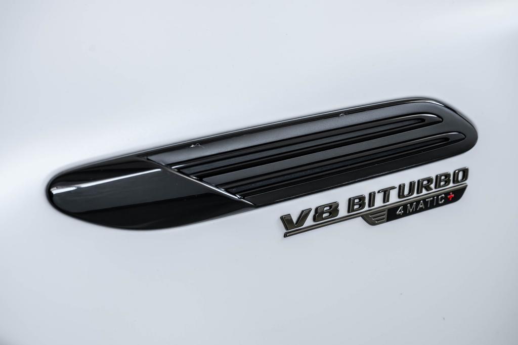 Mercedes-Benz SL 63 AMG