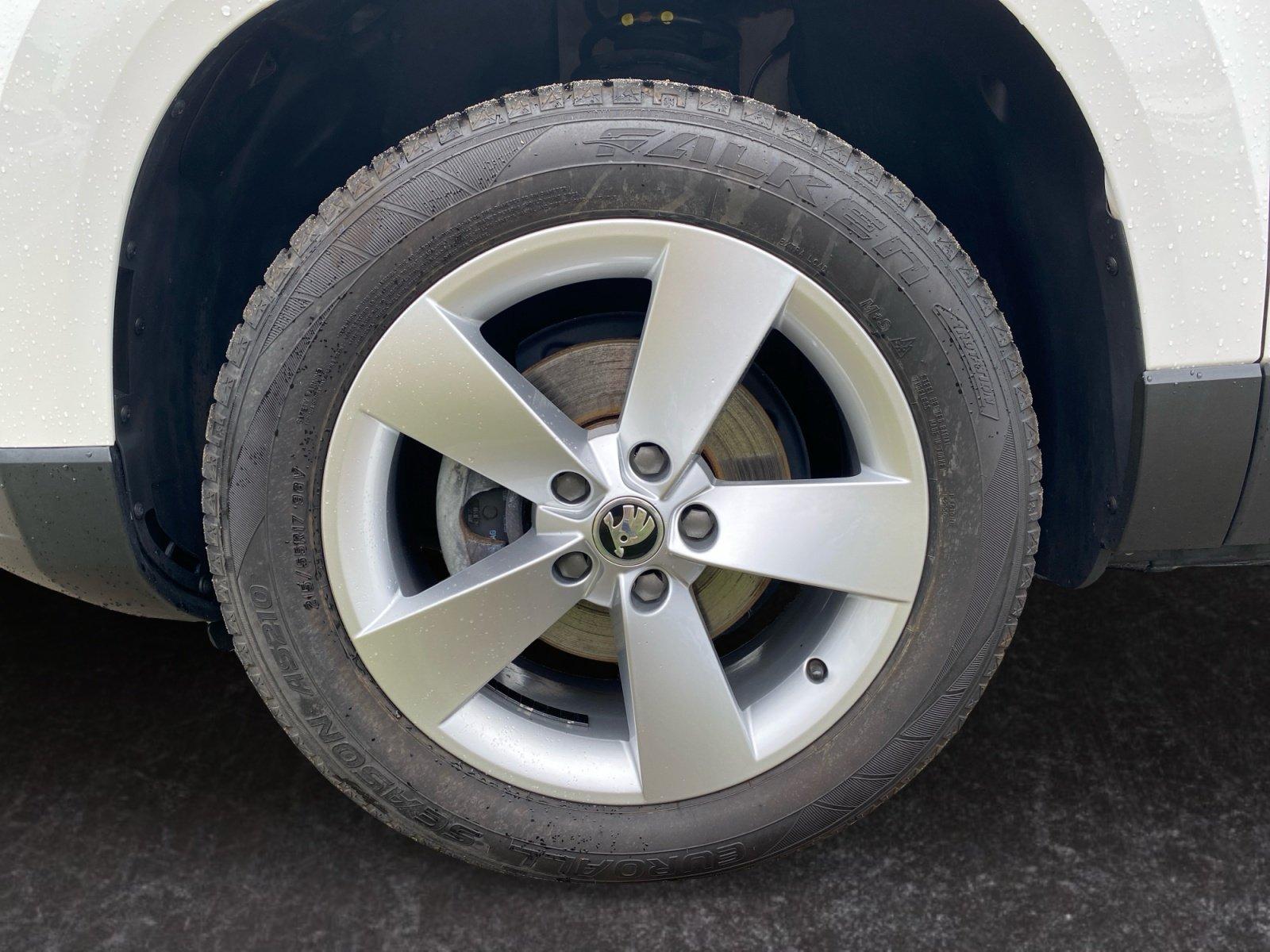 Skoda Karoq Ambition 1.6 TDI 2xKlima+ACC+PDC+SHZ+NAV