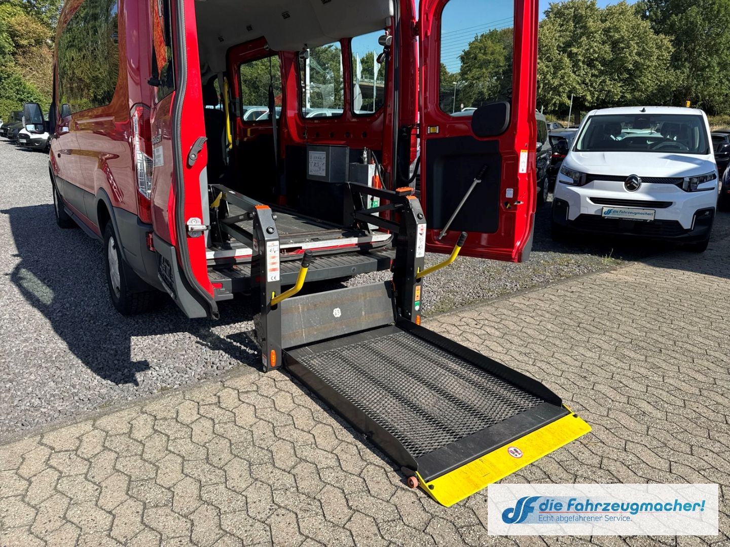 Fahrzeugabbildung Ford Transit Kombi 350 L3 Trend *KLIMA *Standheizung
