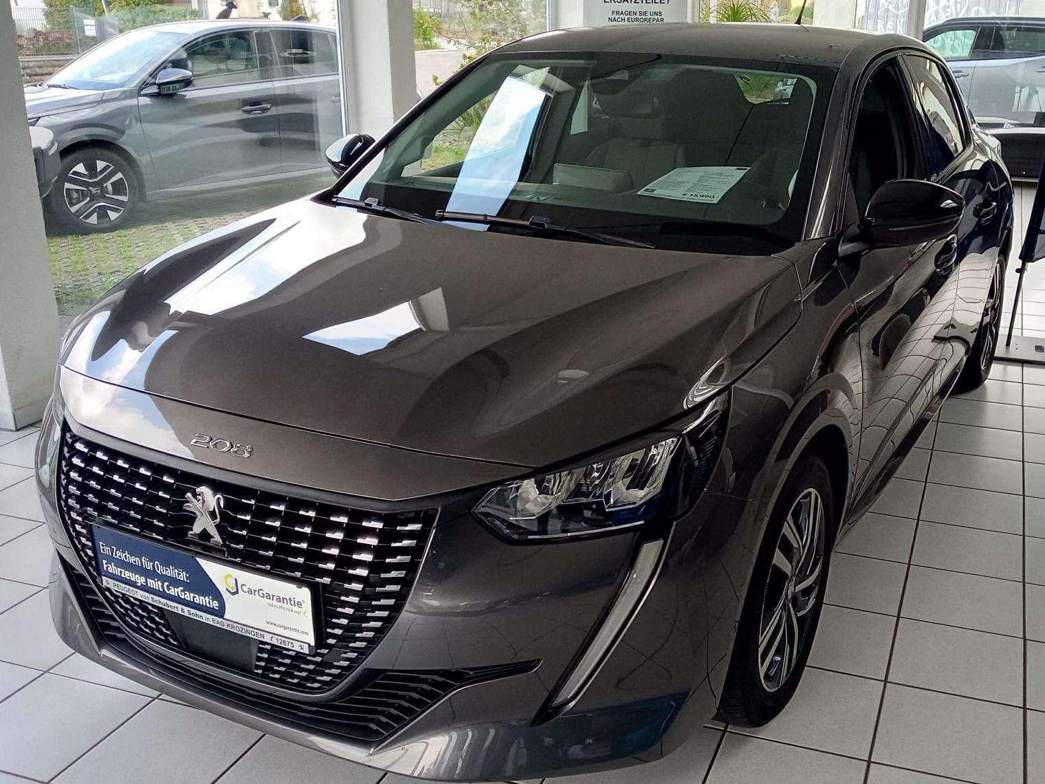 Peugeot 208 Allure Pack EAT8 AUTOMATIK AUS 1.HAND