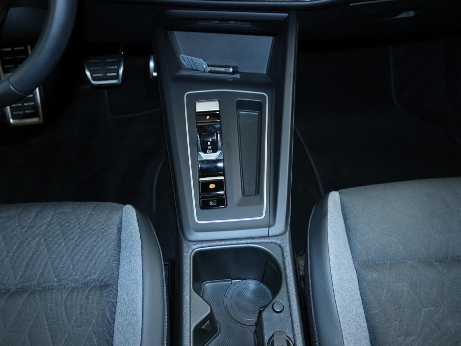 Volkswagen Golf VIII 1.5 eTSI Energy LED ACC NAVI KAMERA, миниатюра 15