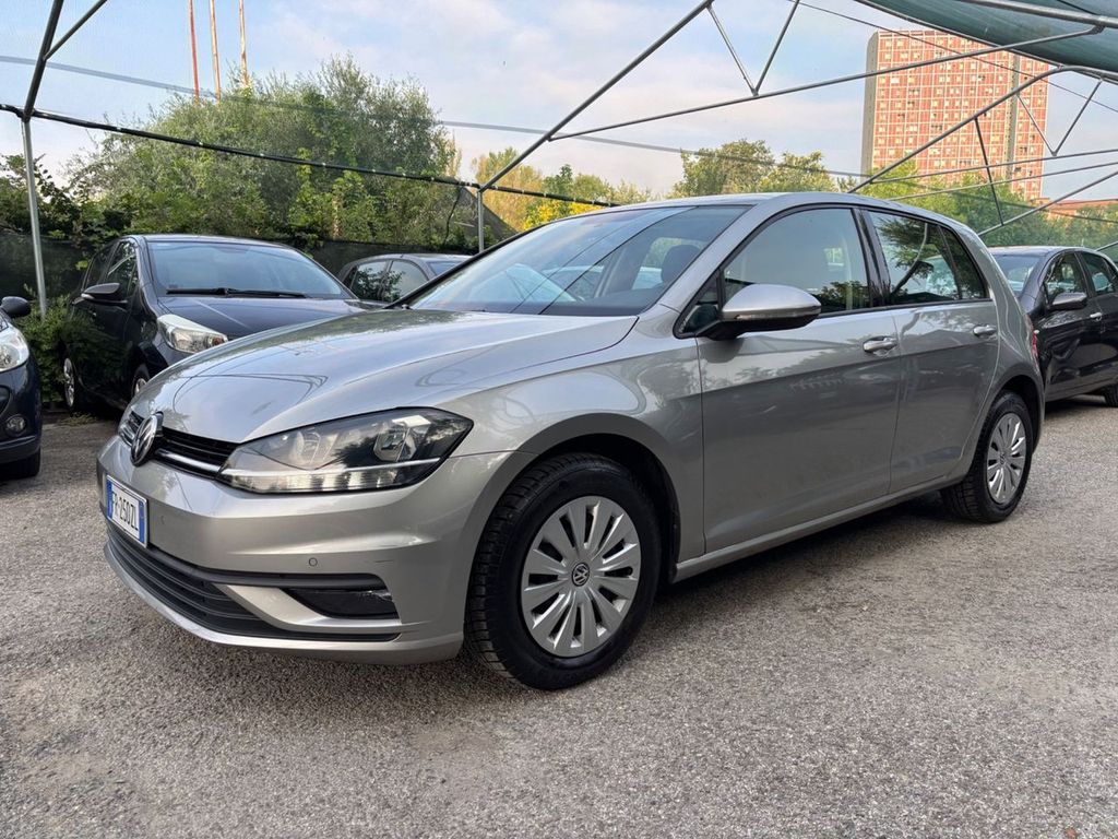 Image of Volkswagen Golf
