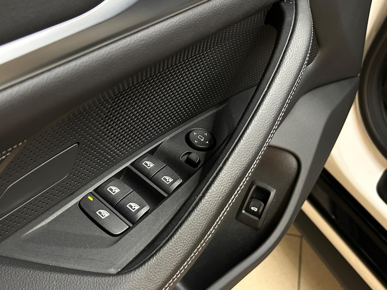 Fahrzeugabbildung BMW 420 Gran Coupé FACEL+VIRTU+LEDER+HEAD+LED+KAM+M
