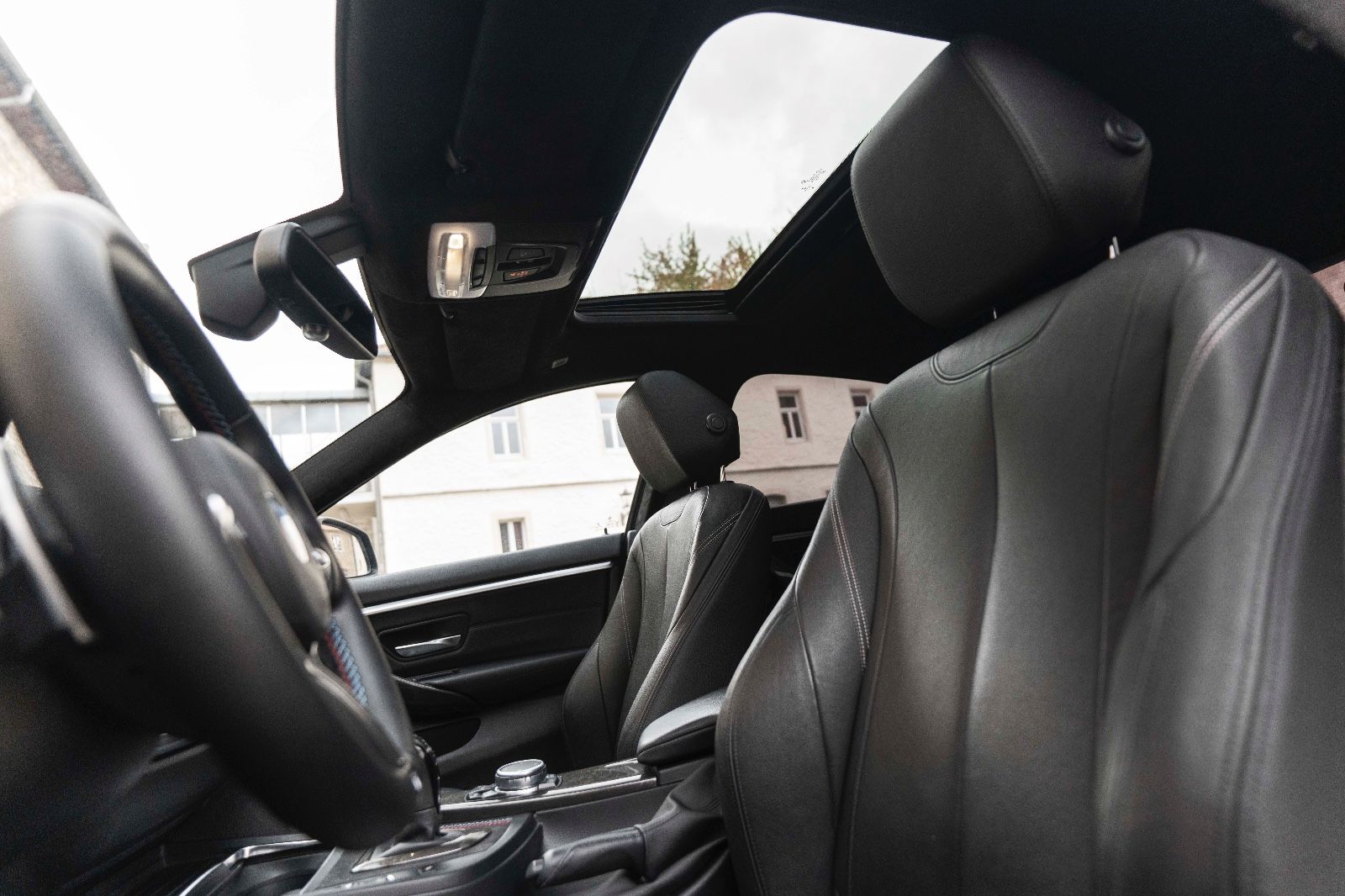 Fahrzeugabbildung BMW 440I M-Performance HUD H&K LED CARPLAY KAM REMUS