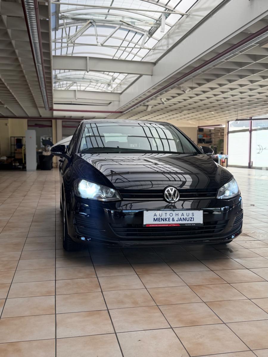 Volkswagen GolfVII Lim. 75.000 KM guter Zustand Festpreis