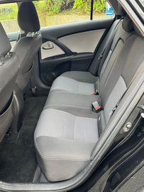 Toyota Avensis - 9