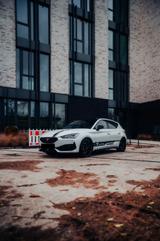 Cupra Leon 2.0 TSI VZ CUP DSG Pano/Beats/Brembo - Cupra Leon in Hamm