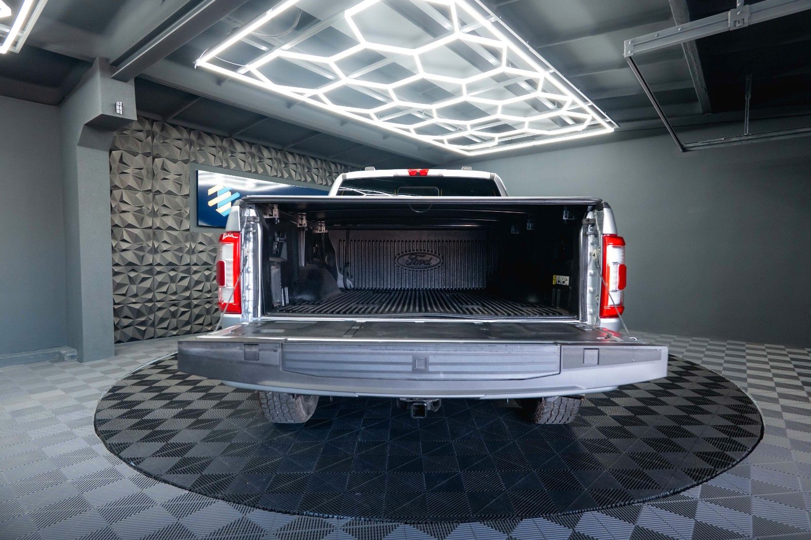 Fahrzeugabbildung Ford F150 3.5 V6 LARIAT RAPTOR SuperCrew 4x4*LED*B&O*