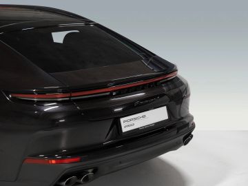 Porsche Panamera - 12