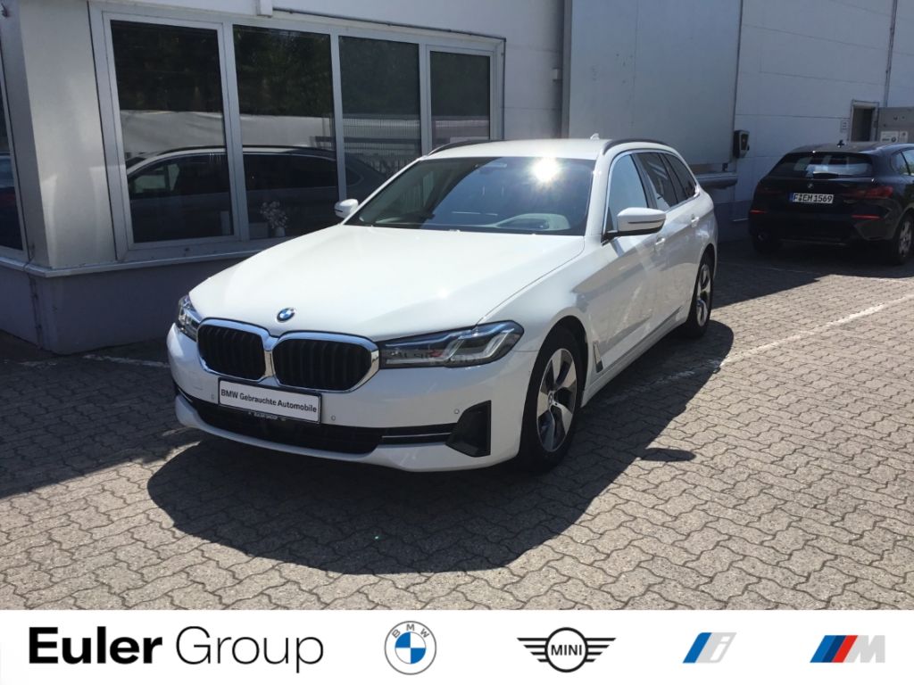 BMW 520 d Touring HUD Luftfederung Navi HarmanKardon