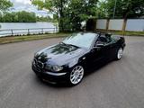 BMW 325 Cabrio - BMW 325 aus 2004: Cabrio