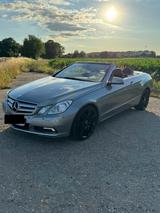 Mercedes-Benz E 350 Cabriolet E 350 CGI BlueEFF. AVANTGARD... - Mercedes-Benz E 350 aus 2011: Cabrio