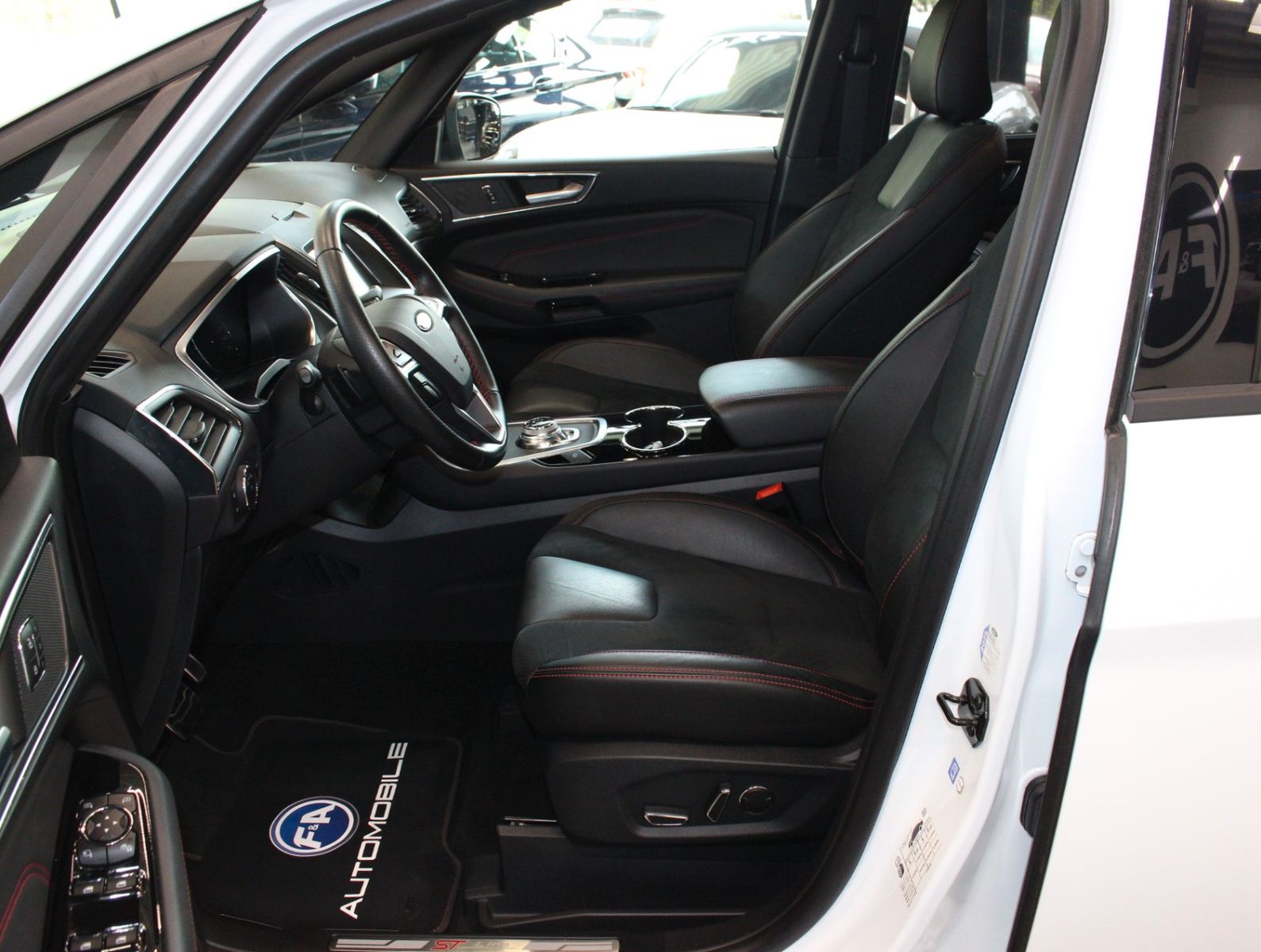 Fahrzeugabbildung Ford S-Max 2,0 ST-Line *PNRM*Kamera*AHK*19Zoll*1.Hand