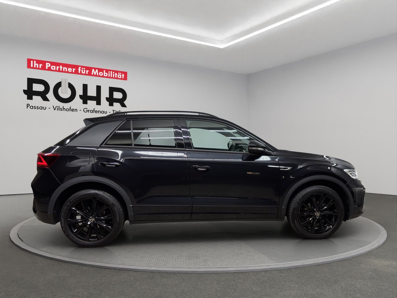 Volkswagen T-Roc R-Line 1.5 TSI Black ACC Kam. LED Matrix foto 4