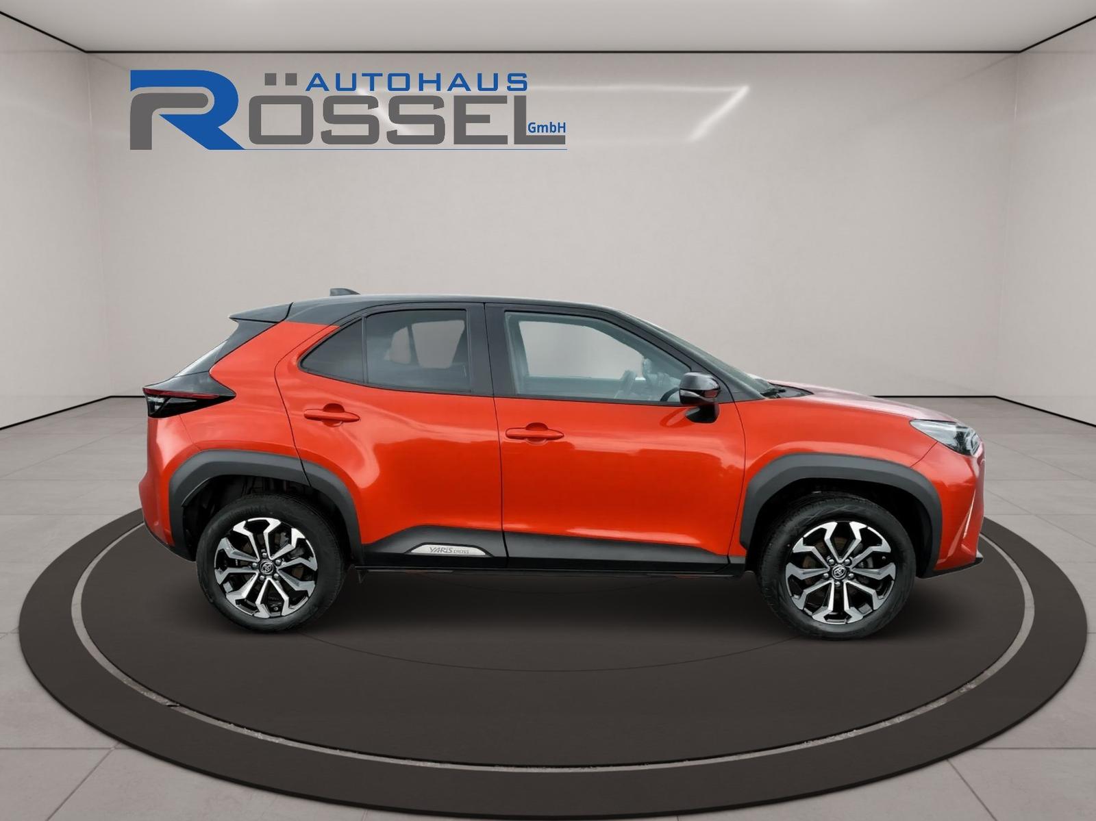 Toyota Yaris Cross 1,5 Hybrid FWD Spicy Edition 17" Alu