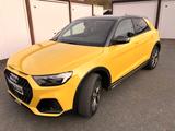 Audi A1 30 TFSI Citycarver , Top-Zustand, Python-Gelb