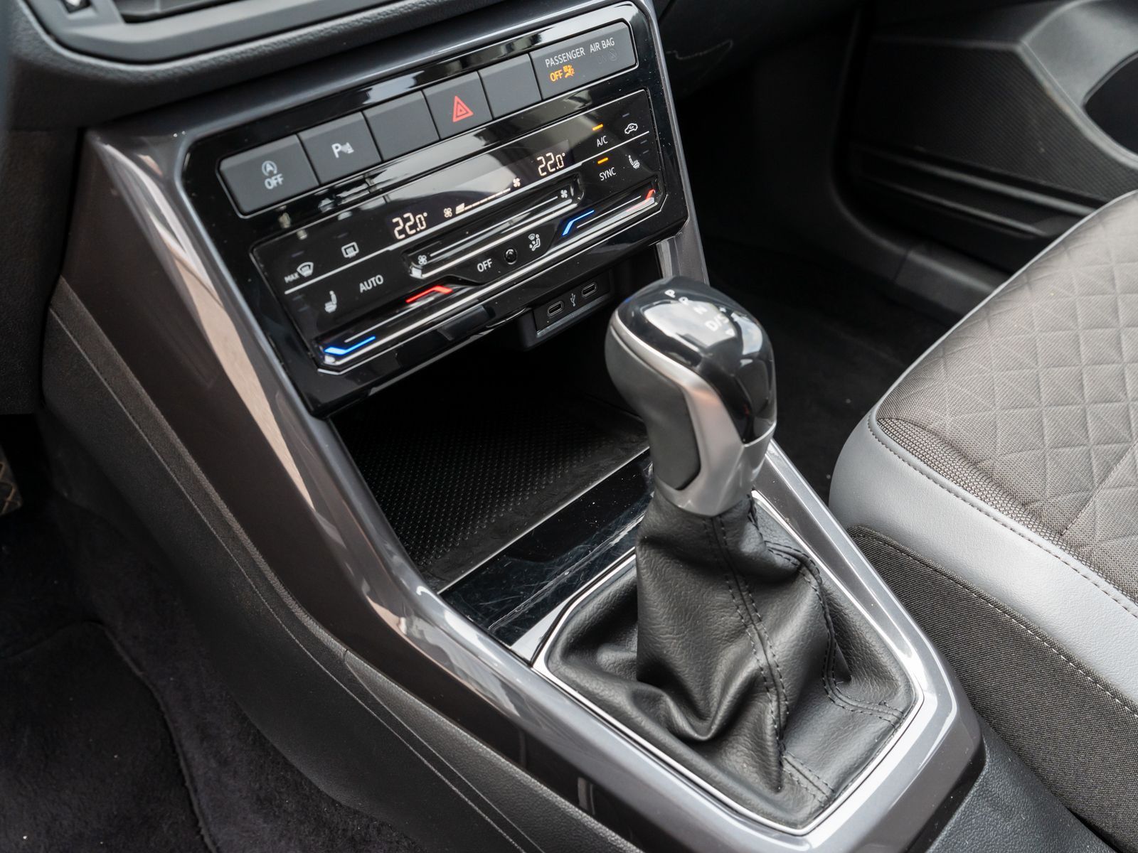 Volkswagen T-Cross - Bild 14