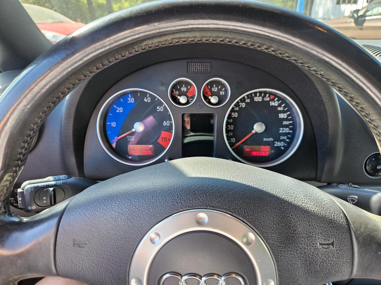 Audi TT Coupe/Roadster 1.8 T Roadster quattro