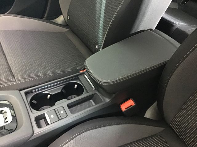 Fahrzeugabbildung Skoda Octavia Selection Combi 1.5eTSI DSG/ACC/AHK/Navi