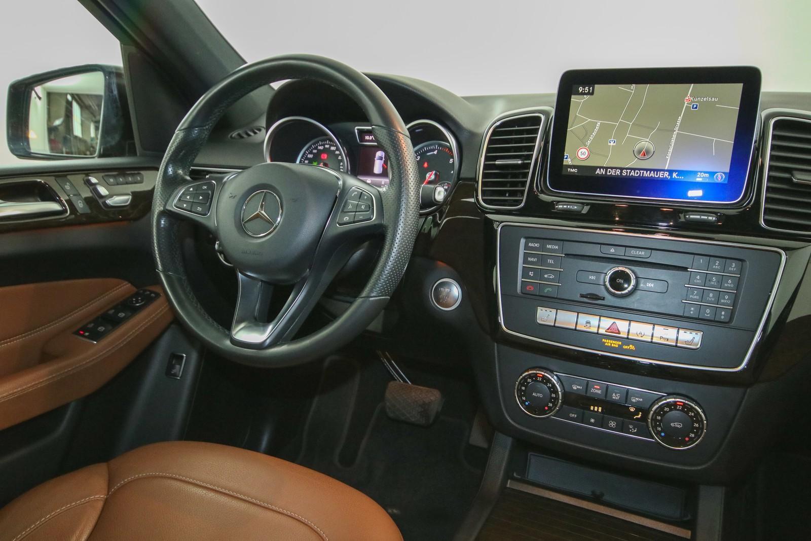 Mercedes-Benz GLE 350 d 4Matic AMG Line Luft Pano Leder 360K
