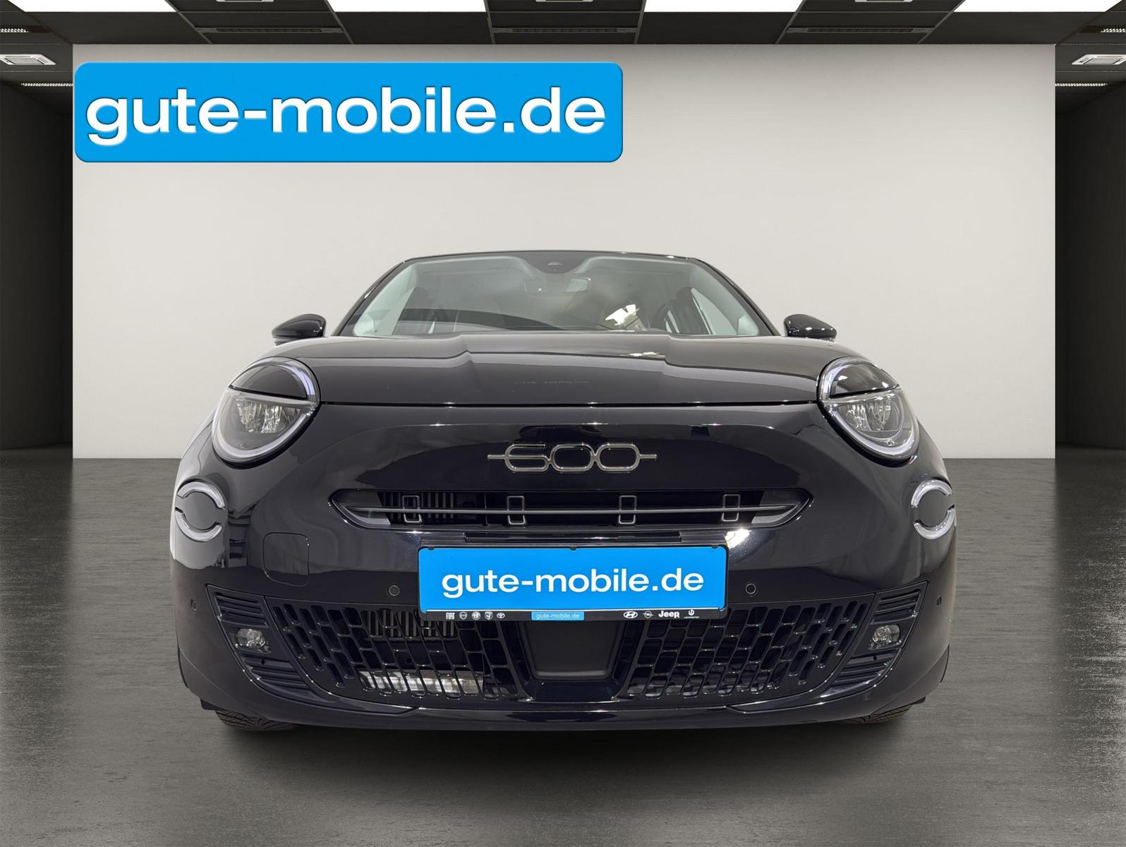 Fiat 600 1.2 Hybrid Autom. |PDC |KAMERA |SHZ |KEYLESS