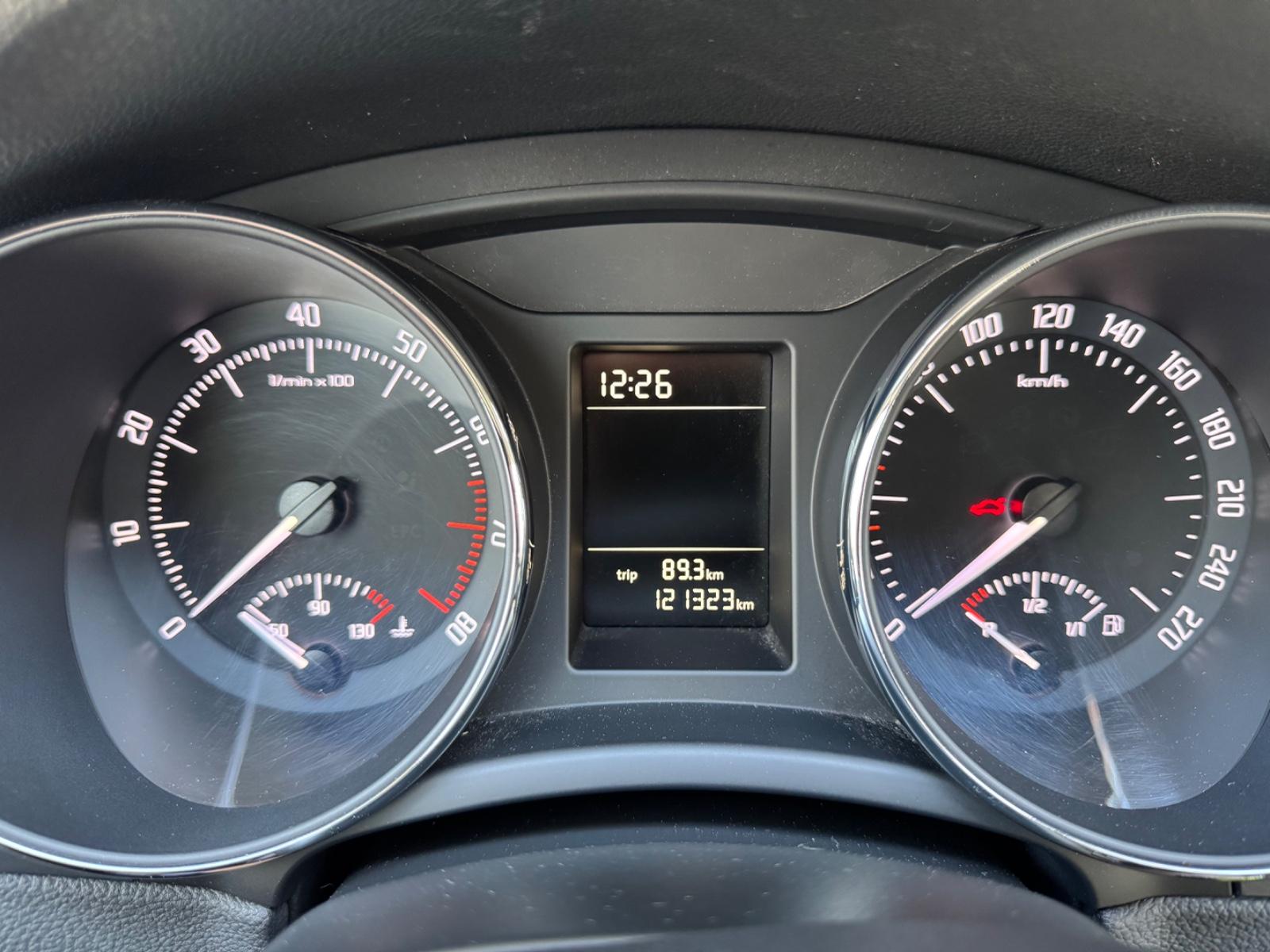 Skoda Superb Combi Active *1.Hand*Garantie*AHK*