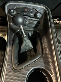 Dodge Challenger Hellcat aus Sammlung Schalter 1740KM!