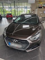 Hyundai i40cw 1.7 CRDi, 141 PS (104 kW) Di... - Hyundai i20: Crdi