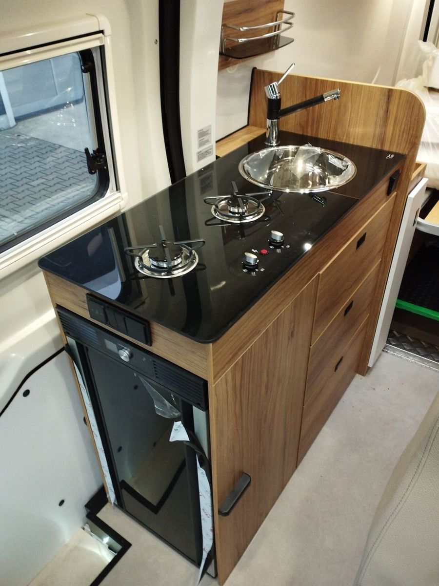 Fahrzeugabbildung Karmann Dexter 4x4 DE 560 AW Allrad 4x4, Rückfahrkamera