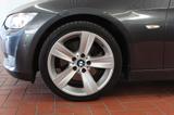 BMW 325i Coupe Automatik*Navi - BMW 3er Reihe mit Benzin-Antrieb: Sportwagen