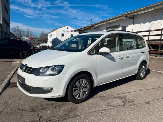 Volkswagen Sharan Comfortline 2.0TDI DSG Xenon Navi Kamera